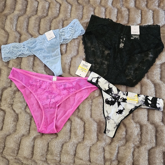 Auden Other - 4 pair Lot of NWT Auden panties S